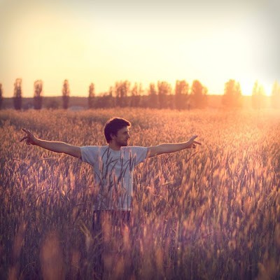 تعلم كيف تصبح شخصية جذابة