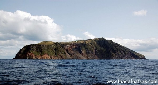 جزيرة أوجاشيما البركانية باليابان