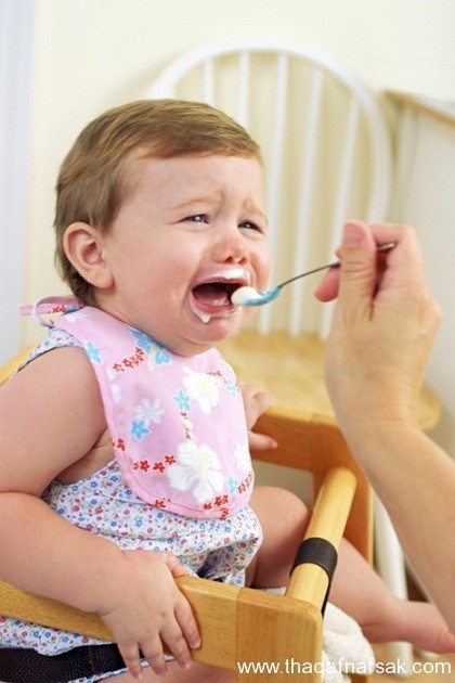 كيف يمكن علاج مشكلة الإمساك عند الأطفال ؟