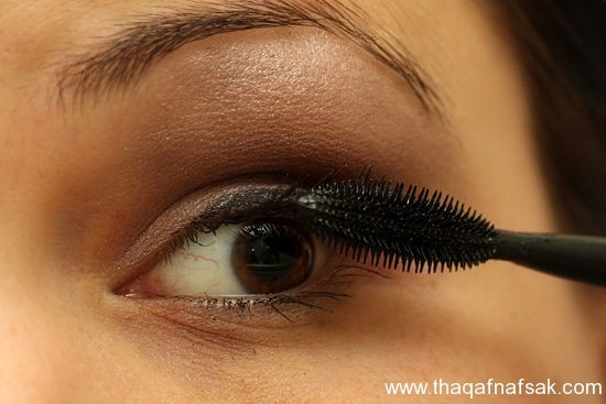 بالصور كيف تضعين مكياج العيون بطريقة جميلة