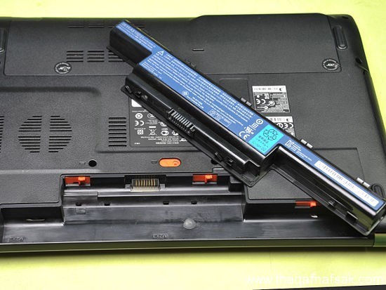 بالصور كيف تعتني ببطارية اللاب توب وتحل مشاكلها ؟