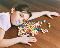 “العلكة” تتميز بفوائد صحية عديدة ، تخفض الوزن ، تقوي الذاكرة وفوائد اخرى