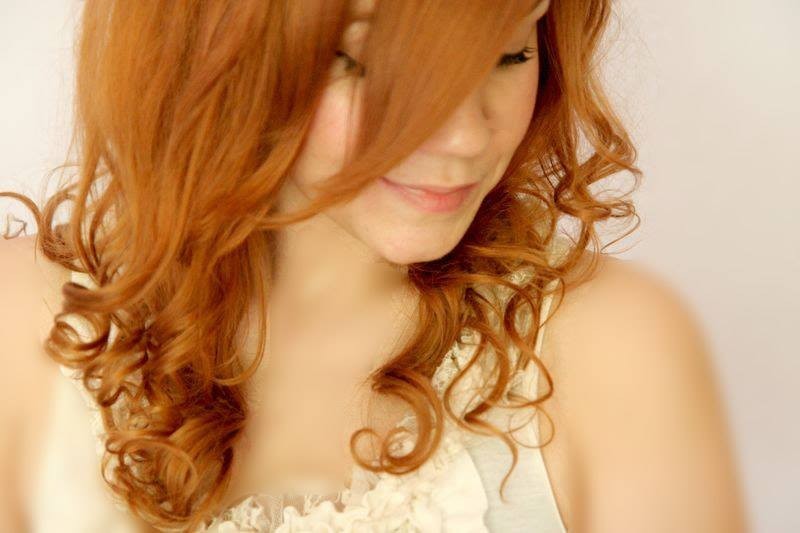 كيف تحصلين على شعر كيرلي باستخدام شرائط قماشية