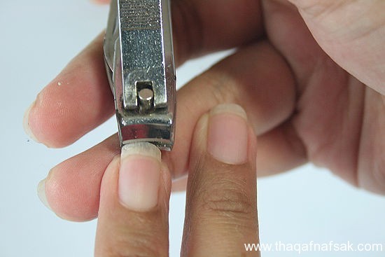 بالصور تعلم كيف تعتني بيدك وأظافرك ؟ بالصور تعلم كيف تعتني بيدك وأظافرك ؟