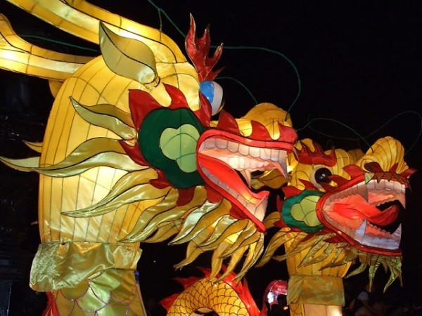 أجمل مهرجانات العالم ’’مهرجان المصابيح في تايلند ‘‘ سيذكرك بفيلم ديزني الشهير Tangled