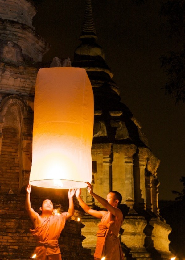 أجمل مهرجانات العالم ’’مهرجان المصابيح في تايلند ‘‘ سيذكرك بفيلم ديزني الشهير Tangled