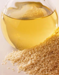 فوائد زيت السمسم فوائد زيت السمسم