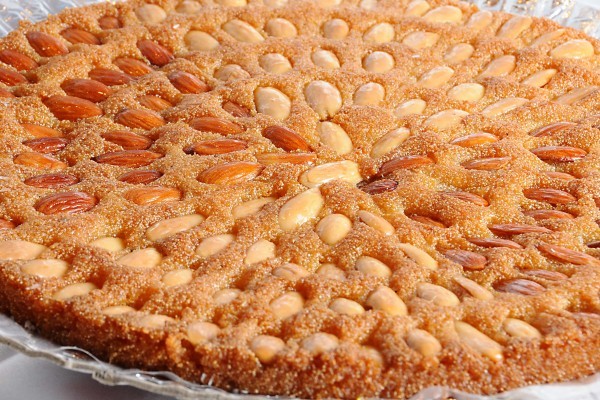 طريقة عمل البسبوسة بالصور