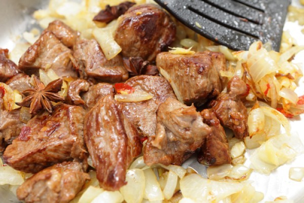 وصفة لذيذة جدا من المطبخ المصري طريقة عمل كباب الحلة بالصور