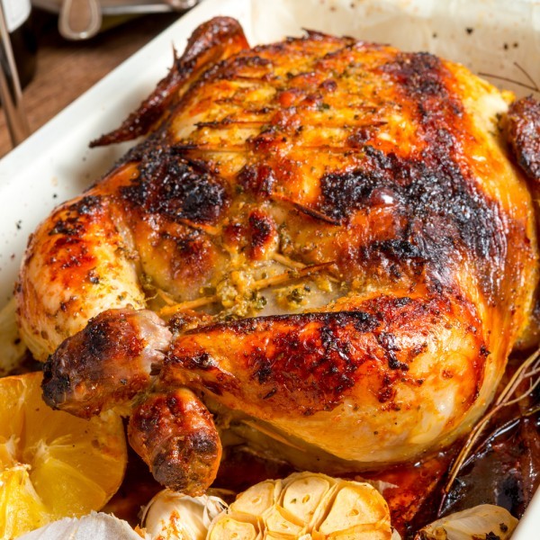 بالصور طريقة تقطيع الدجاج المشوي لتحافظ على شكلة اللائق بعد التقطيع