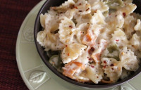 طريقة عمل الباستا بالصلصة البيضاء بالصور استمتع بهذا الطبق الشهي طريقة عمل الباستا بالصلصة البيضاء بالصور استمتع بهذا الطبق الشهي