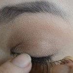 تعلمي سيدتي طريقة وضع الرموش الصناعية بالصور تعلمي سيدتي طريقة وضع الرموش الصناعية بالصور