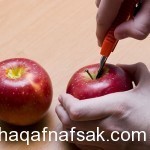طريقة عمل شمعة التفاح بالصور لإضاءة ليلية رومانسية في المنزل طريقة عمل شمعة التفاح بالصور لإضاءة ليلية رومانسية في المنزل