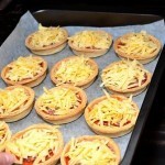 طريقة عمل المينى بيتزا ” تارت البيتزا ” حضريه في نصف ساعة فقط