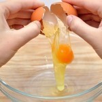 استمتعوا مع طريقة عمل الاومليت بالجبن والخضار بالصور والخطوات