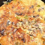 استمتعوا مع طريقة عمل الاومليت بالجبن والخضار بالصور والخطوات