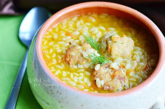 سر خاص لتحضر ألذ شوربة لسان العصفور بالدجاج