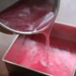 طريقة عمل الملبن الاحمر بالصور بالبندق ” الدومية “