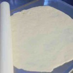 حضري بيتزا السلمون المدخن ذات الطعم الراقي وصفة مصورة كاملة حضري بيتزا السلمون المدخن ذات الطعم الراقي وصفة مصورة كاملة