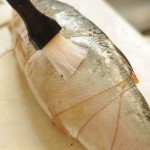 بالصور تعلمي تحضيري السمك المشوي بوصفته الأصلية اللذيذه