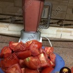 بالصور وصفة عمل صلصة الطماطم لتخزينها وإستخدامها في كل الطبخات بالصور وصفة عمل صلصة الطماطم لتخزينها وإستخدامها في كل الطبخات