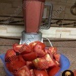 بالصور وصفة عمل صلصة الطماطم لتخزينها وإستخدامها في كل الطبخات بالصور وصفة عمل صلصة الطماطم لتخزينها وإستخدامها في كل الطبخات