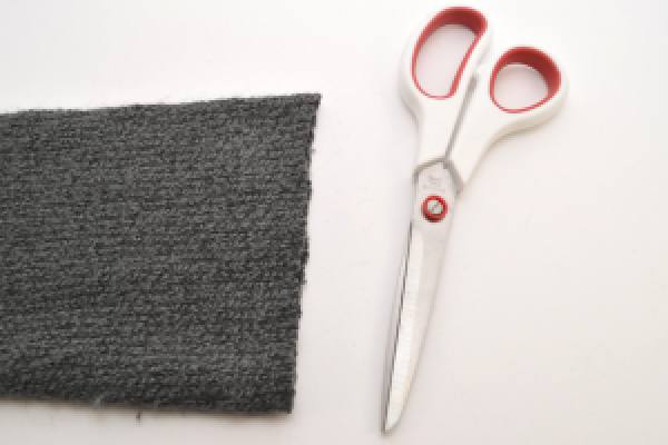 بالصور أصنعي جوارب تدفئة في الشتاء من ملابسك القديمة