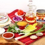 لمحبي الوصفات الرومانسية قلوب رقائق التورتيلا للفلانتين بالصور