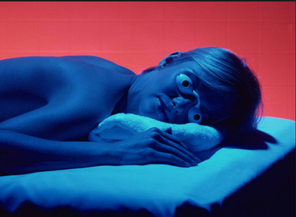 التليفزيون لماذا هو خطر على صحتك ووزنك ؟