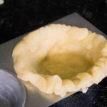 طريقة سهلة تحضرين بها تارت الفراولة بالصور