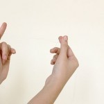 بالصور طرق إزالة الشعر بالخيط بنفسك من كل أماكن الجسم