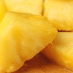 فروت سلاط بالمكسرات والكريم شانتيه