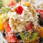 فروت سلاط بالمكسرات والكريم شانتيه