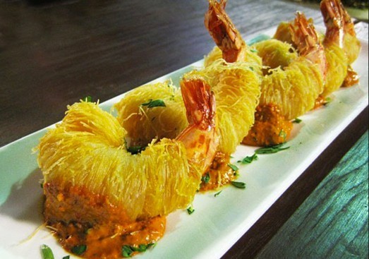 بالصور طريقة رولز الكنافة بالجمبري أكلة جديدة