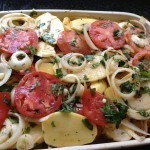 بأشهى طريقة حضري صينية البطاطس في الفرن بالصور