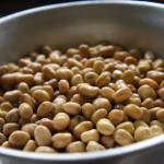 بالصور حضري الفول بالطحينة وأستمتعي بطعم مختلف للفول