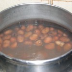 بالصور حضري الفول بالطحينة وأستمتعي بطعم مختلف للفول