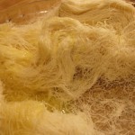 طريقة عمل الكنافة بالمكسرات بالصور