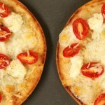 بالصور وصفة بيتزا بالطماطم والجبن الريكوتا