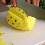 بالصور تعلم تقطيع الأناناس