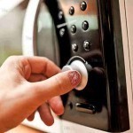 طريقة عمل زبدة الكاكاو في البيت لترطيب الشفاه