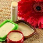 طريقة عمل زبدة الكاكاو في البيت لترطيب الشفاه