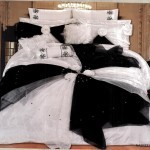 تشكيلة موديلات من مفرش سرير العروسة باللون الأبيض