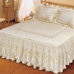 تشكيلة موديلات من مفرش سرير العروسة باللون الأبيض