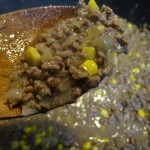 عمل الجلاش باللحمة المفرومة بالصور