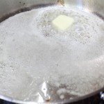 ألذ وصفة لعمل صينية السجق مع البطاطس المهروسة