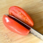 تشقير شعر الوجه بالطماطم والدقيق تشقير شعر الوجه بالطماطم والدقيق