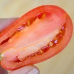 تشقير شعر الوجه بالطماطم والدقيق تشقير شعر الوجه بالطماطم والدقيق