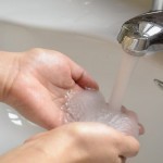 تشقير شعر الوجه بالطماطم والدقيق تشقير شعر الوجه بالطماطم والدقيق