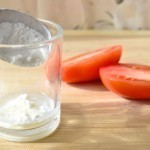 تشقير شعر الوجه بالطماطم والدقيق تشقير شعر الوجه بالطماطم والدقيق